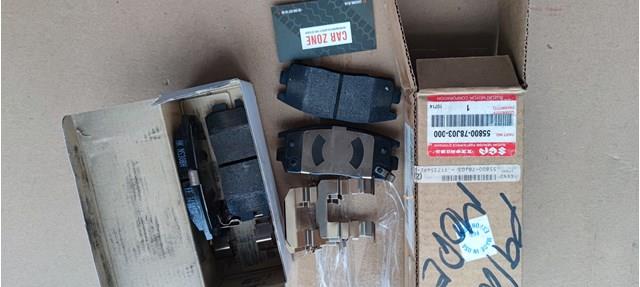 Колодки на тормоз задний дисковый 5580078J03 SUZUKI