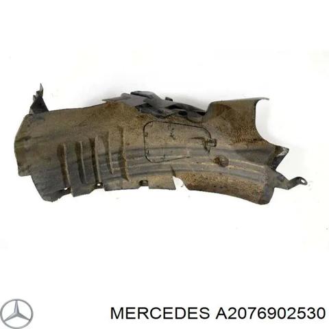 Передний правый подкрылок крыла переднего  A2076902530 MERCEDES