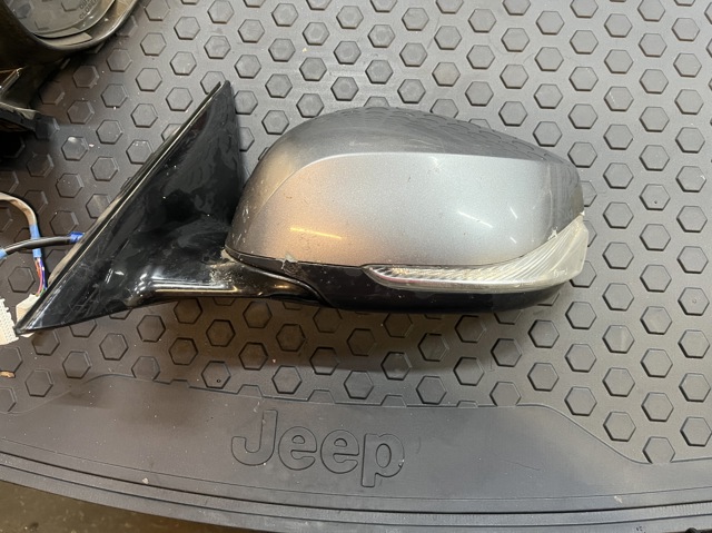 Боковое зеркало заднего вида в сборе 963024HK1A NISSAN