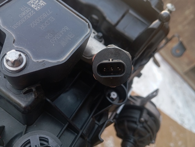 Датчик давления топлива 13538631820 BMW