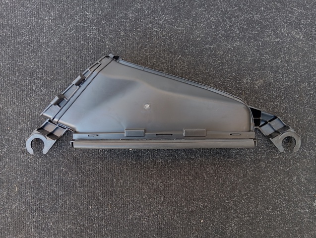 13718472016 BMW купить в Черновцы