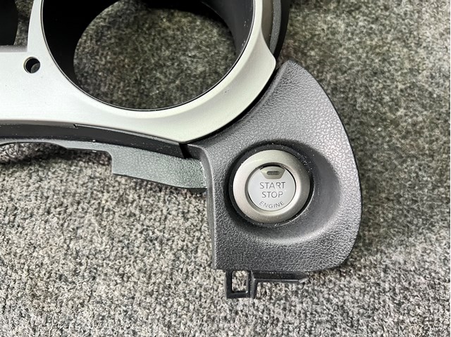 Кнопка запуска двигателя 251501HA2A NISSAN