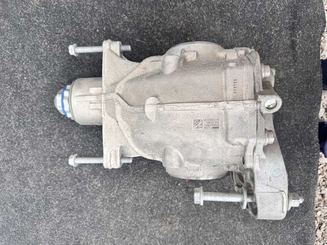 Редуктор моста заднего 33108643134 BMW