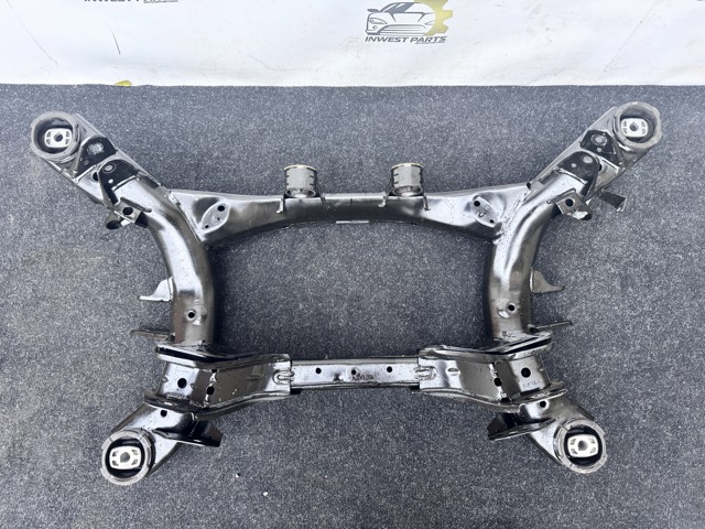 33306874404 BMW Балка задней подвески (подрамник) купить в Ужгород