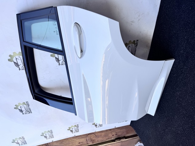 Дверь пассажирская задняя левая 41517478343 BMW
