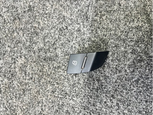 Выключатель центрального замка 4L0962108B VAG