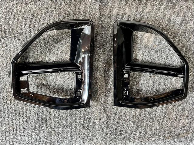 BMW 51118074269 Накладка бампера переднего левая в наличии Николаев