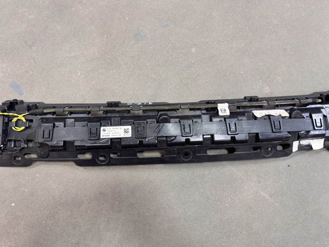 51128070332 BMW Кронштейн бампера заднего центральный купить в Ровно