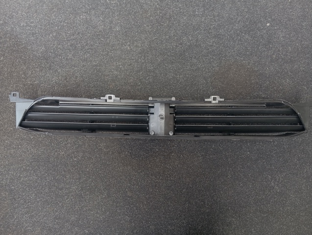 BMW 51137497231 Дефлектор радиатора в наличии Николаев