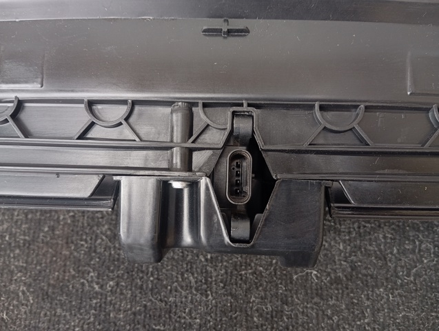 51137497231 BMW Воздуховод (дефлектор) радиатора купить в Павлоград