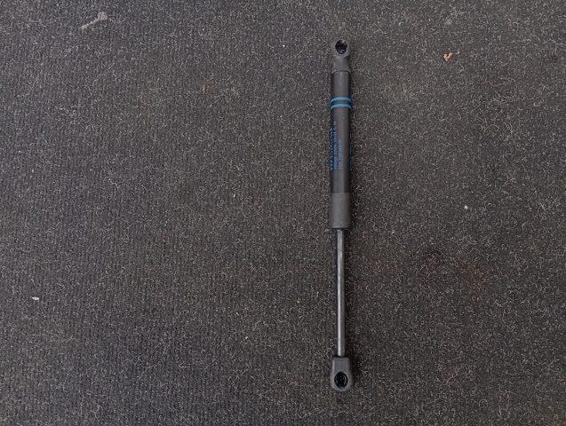 51237397493 BMW Амортизатор капота купить в Ровно