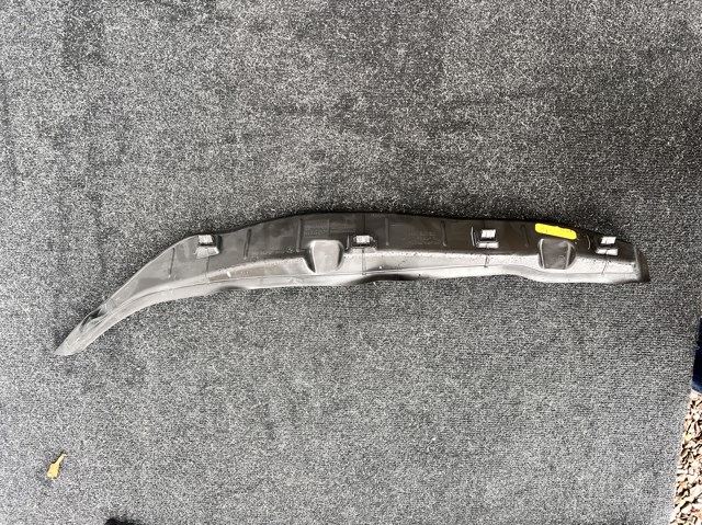 51487395549 BMW Уплотнитель крыла купить в Каменское