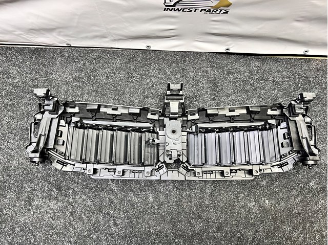 51745A2DB49 BMW Жалюзи радиатора охлаждения купить в Ирпень