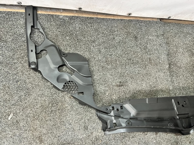 51767499927 BMW Щиток подкапотный фары левой купить в Харьков