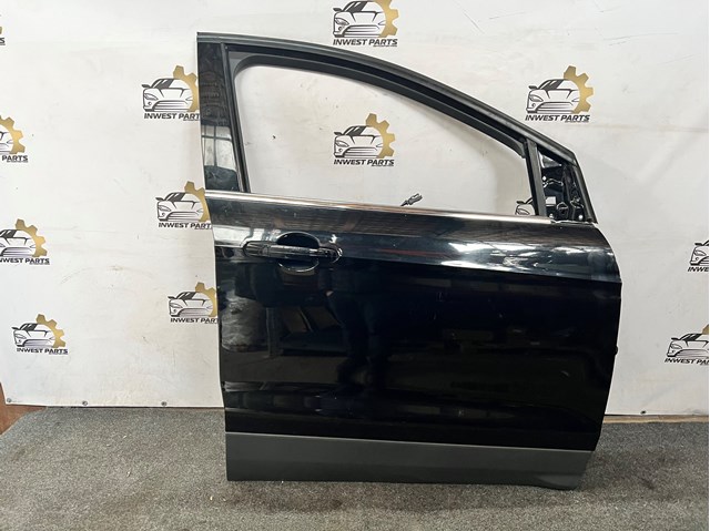 Стекло двери передней правой 5213277 FORD