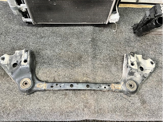 Балка передней подвески (подрамник), передняя 544C4BA60A NISSAN