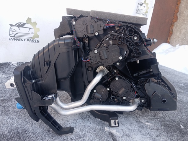 Радиатор испарителя кондиционера 64119382867 BMW