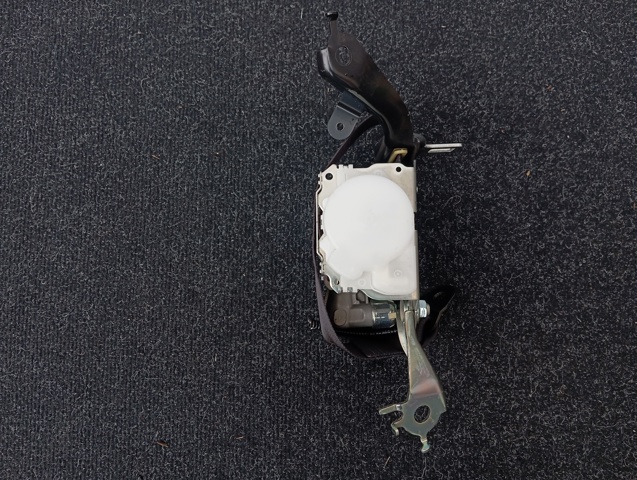 Ремень безопасности задний левый 7337042230C1 TOYOTA