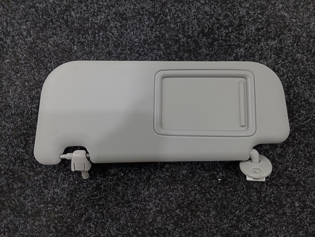 Козырьки 7432042661B0 TOYOTA