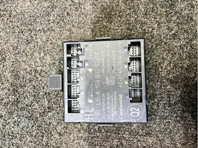 Блок комфорта задней двери A1669006307 MERCEDES