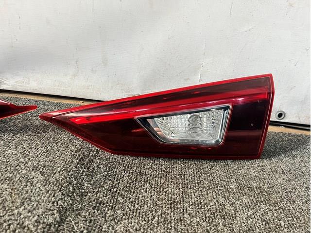 MAZDA B45A513F0 Фонарь задний правый внутренний в наличии Сумы