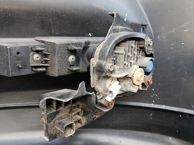 B63B51680B MAZDA Фара противотуманная правая купить в Украина