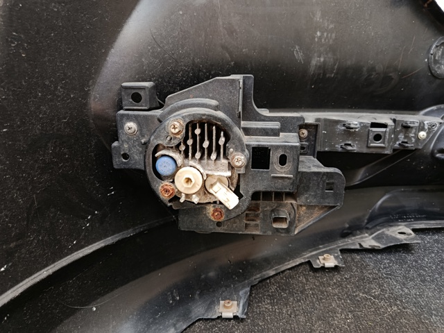 B63B51690B MAZDA Фара противотуманная левая купить в Ирпень