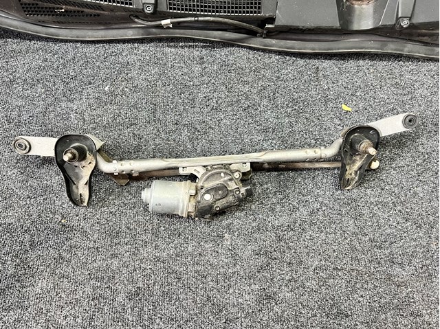 Трапеция дворников GHP967360A MAZDA
