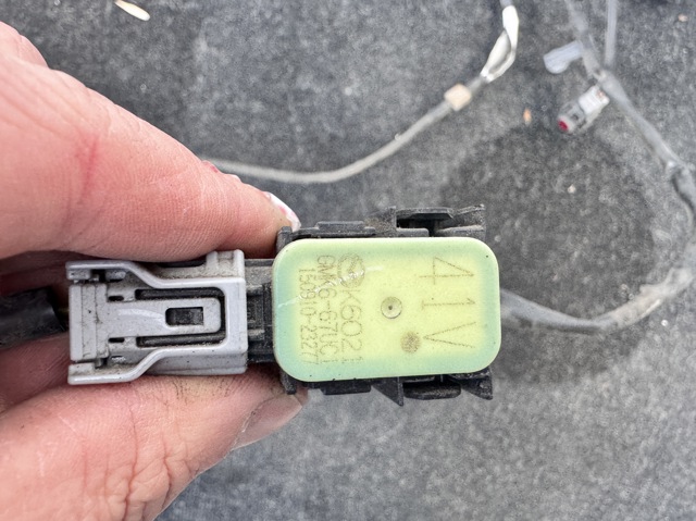 GMK667UC1 MAZDA Парктроники задние купить в Ужгород