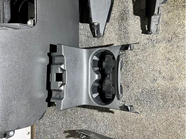 K1236443YA02 MAZDA Подстаканник подлокотника центральной консоли купить в Днепр