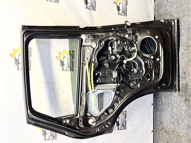 Замок задней левой двери KB7W73310 MAZDA