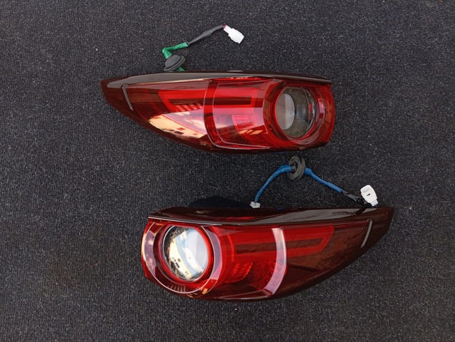 KB8B51150E MAZDA Фонарь задний правый внешний купить в Павлоград