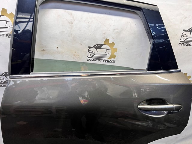 Стекло задней двери, левой KB8C73510 MAZDA
