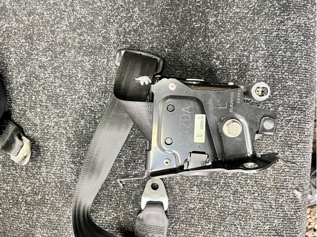 MAZDA KBYW57790A Ремень безопасности задний левый в наличии Тернополь