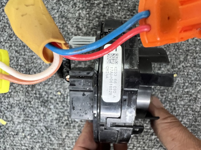 KD3366CS0A MAZDA Кольцо контактное, шлейф руля купить в Полтава