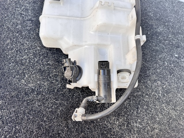 KD3567480 MAZDA Бачок омывателя купить в Одесса