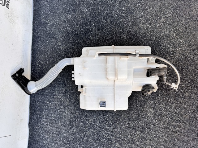 KD3567480 MAZDA Бачок омывателя купить в Николаев