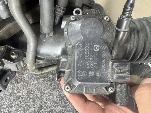 Дроссельная заслонка в сборе PX9R13640A MAZDA
