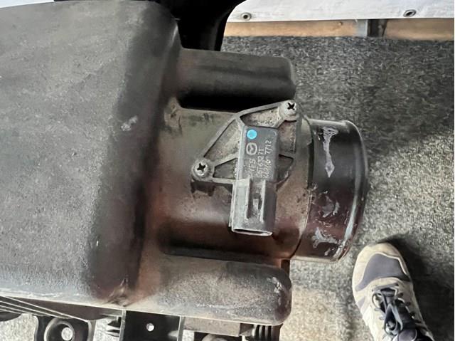 Датчик воздуха на впуске PYFS13215 MAZDA