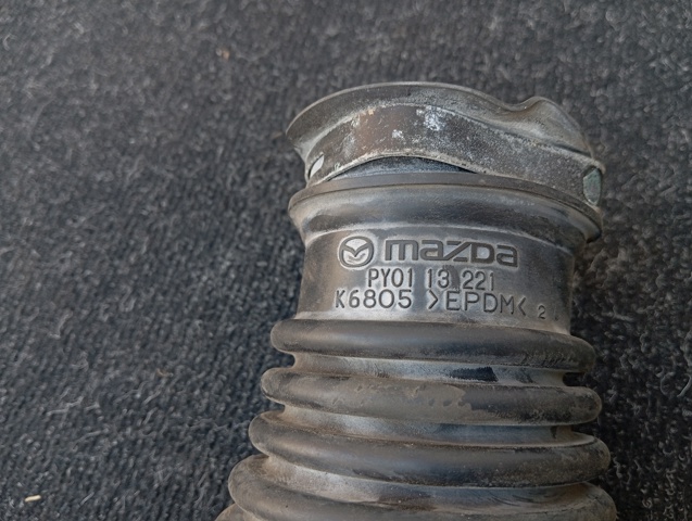 SH0113225B MAZDA Патрубок воздушный, подвод теплого воздуха в патрубок фильтра купить в Киев