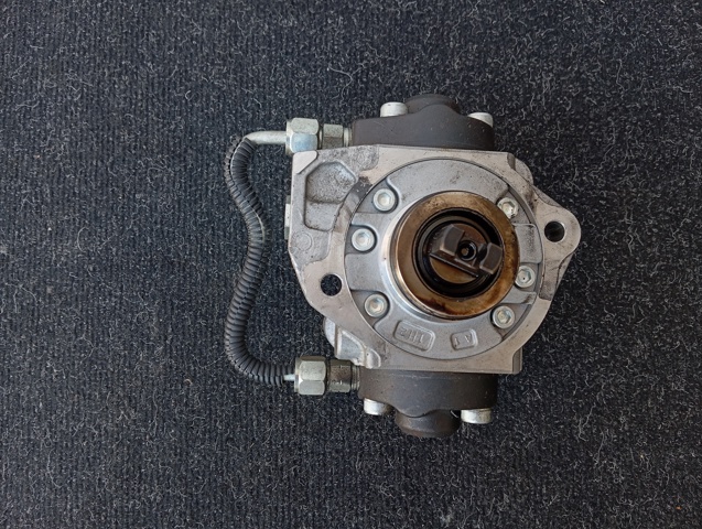 Насос топливный высокого давления SH0113800D MAZDA