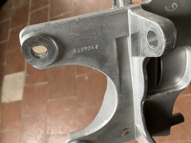 NISSAN 112206RC1A Подушка (опора) двигателя передняя в наличии Павлоград