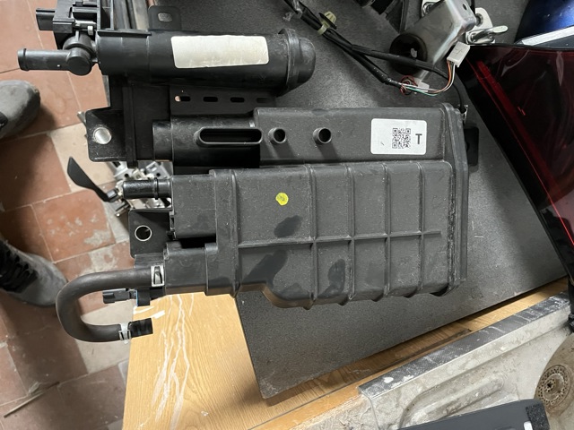Адсорбер паров топлива 149506RR3A NISSAN