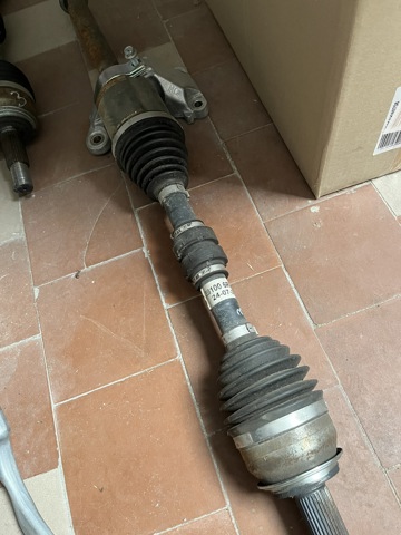 Привод передний правый 391006RA6A NISSAN