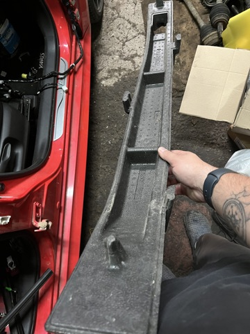 Наполнитель бампера переднего 52611K0010 TOYOTA