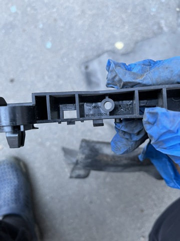 622253NL0A NISSAN Кронштейн бампера переднего левый купить в Каменское