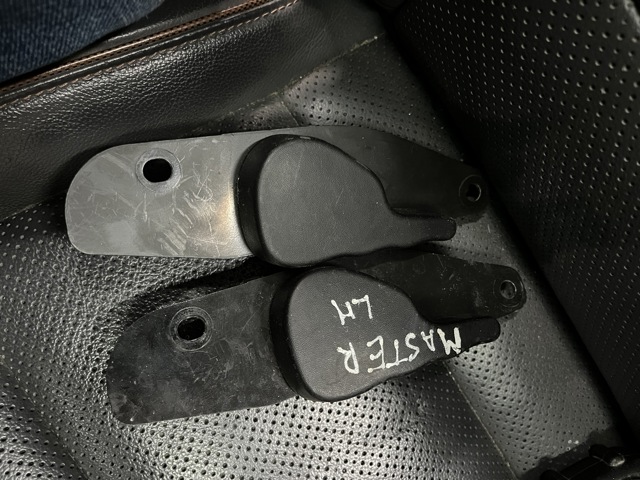 8200778366 RENAULT Ручка двери задней (распашной) левая внутренняя купить в Павлоград