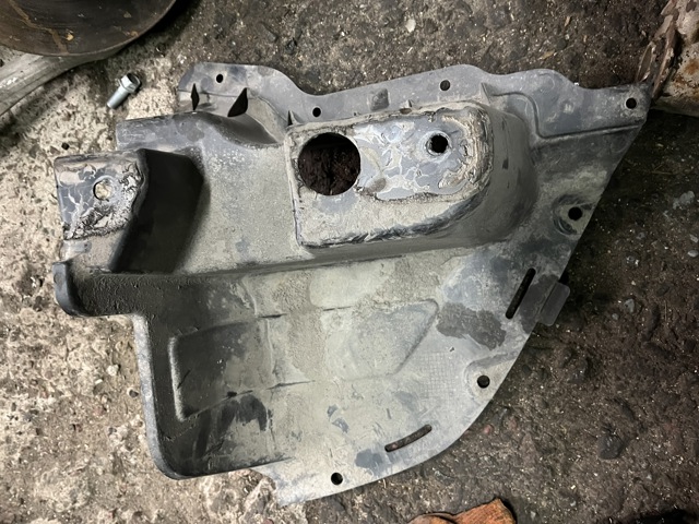 Защита заднего бампера 86695G7000 HYUNDAI