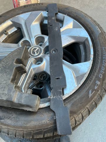 MAZDA DN4E563K5 в наличии Ирпень