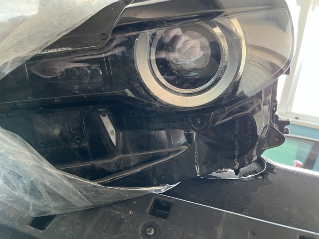 Фары DN4L51040 MAZDA